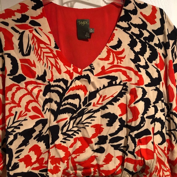 Taylor Autumn Dress - Picture 2 of 3